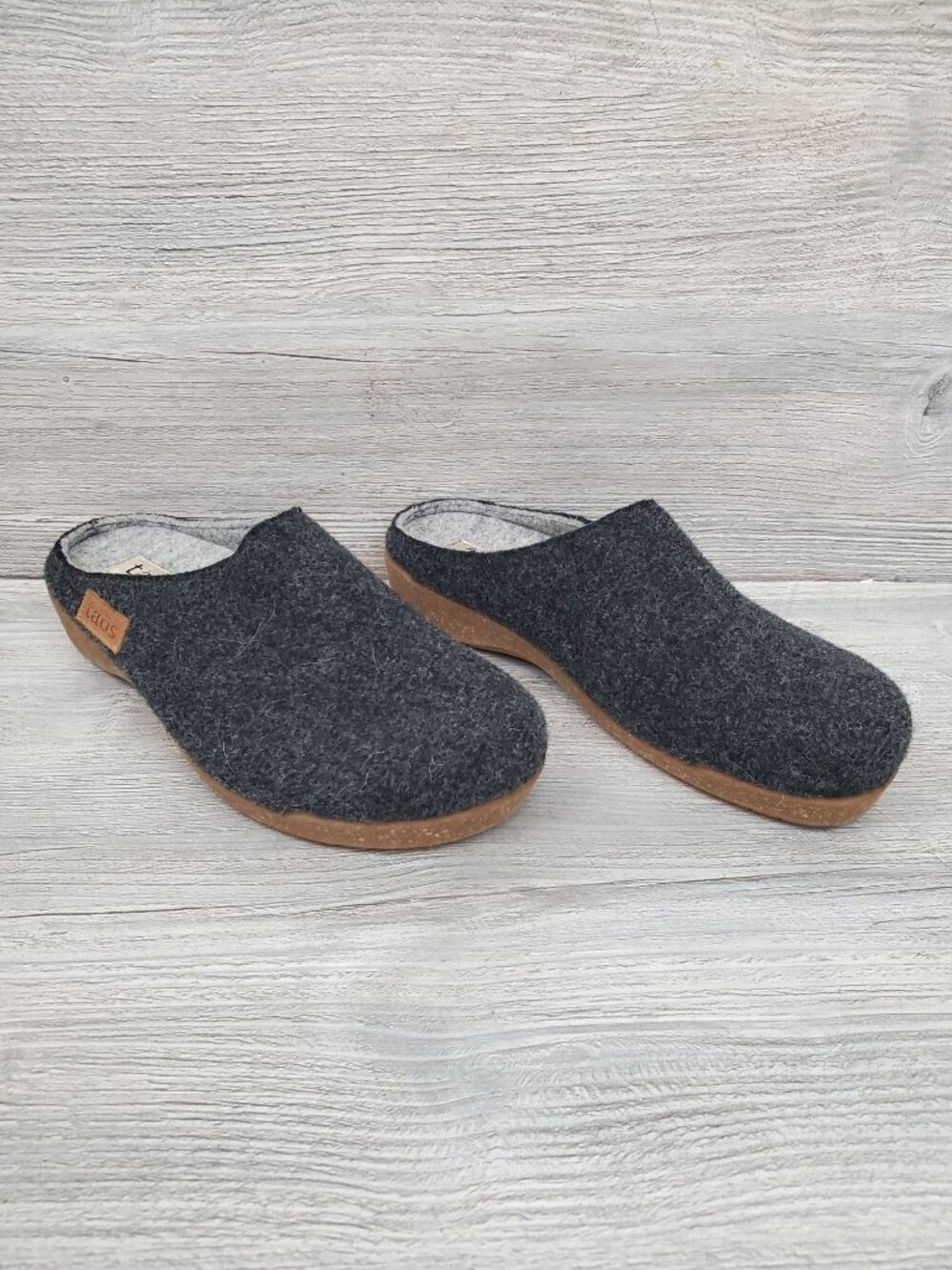 Taos Woolery women's gray wool backless mule